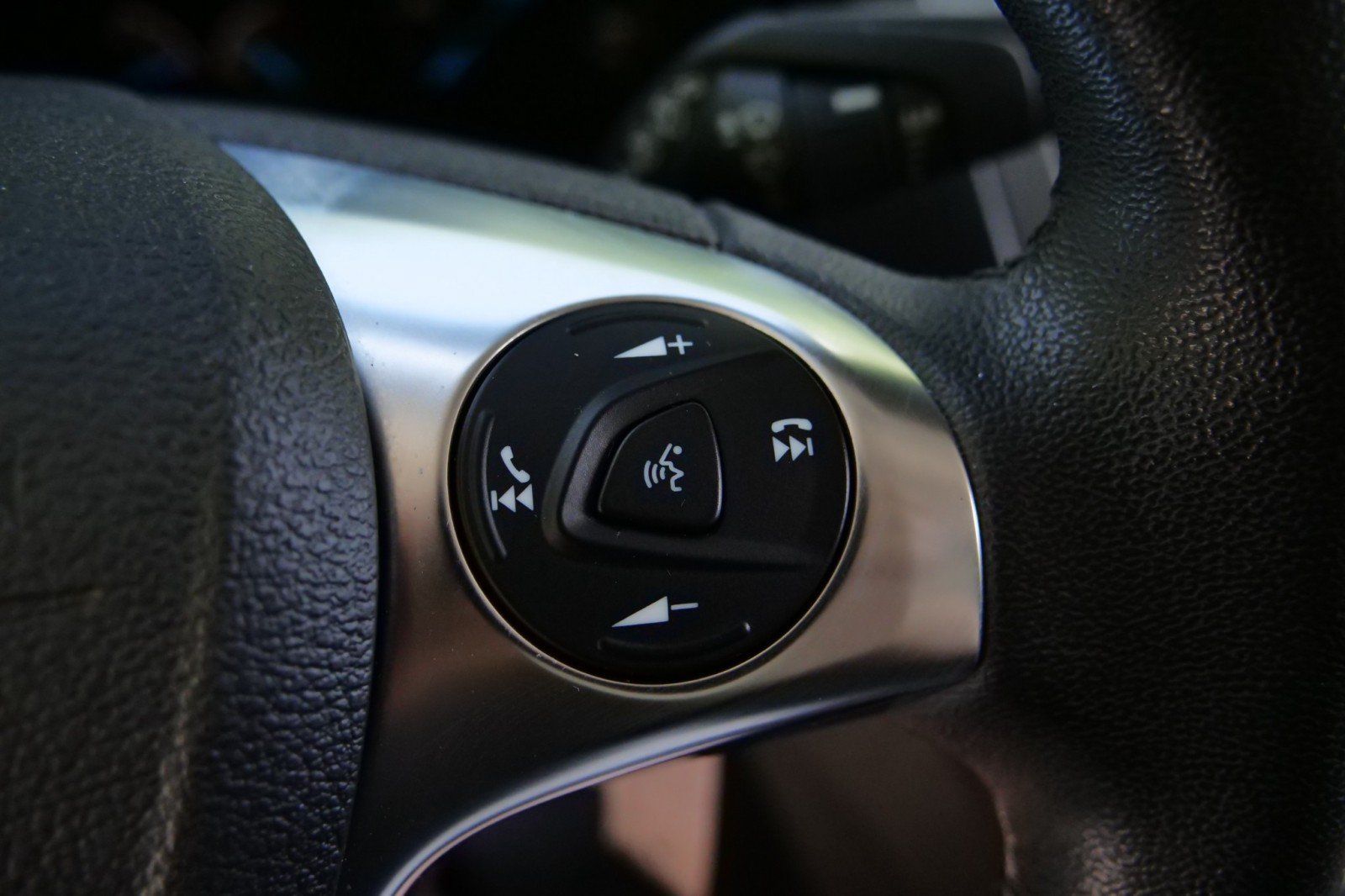 Used 2015 Ford Transit Connect XL FWD image 18