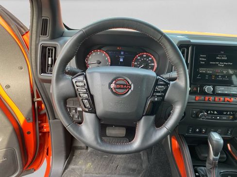 Used 2025 Nissan Frontier PRO-4X w/ Pro Premium Package AWD/4WD image 19