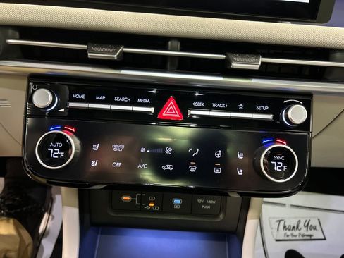 New 2026 Hyundai Tucson Limited image 17