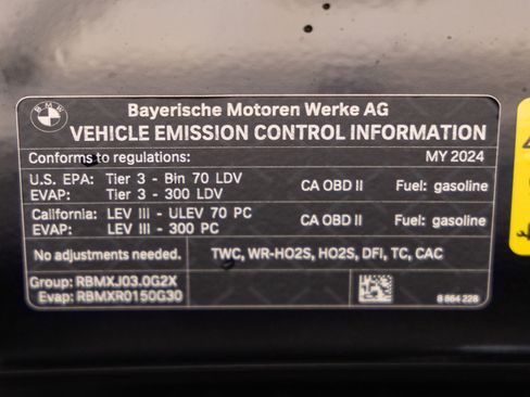 Used 2024 BMW M340i w/ Premium Package image 35