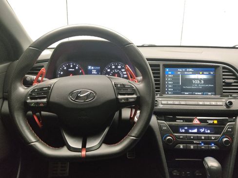 Used 2018 Hyundai Elantra Sport w/ Sport Premium Package 03 FWD image 22