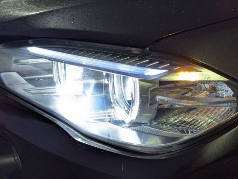 Used 2018 BMW X5 xDrive35i image 10