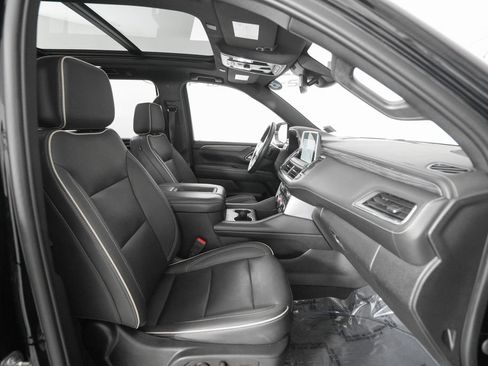 Used 2023 GMC Yukon XL SLT AWD/4WD image 20
