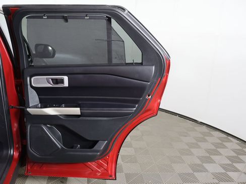 Used 2021 Ford Explorer Limited RWD image 27