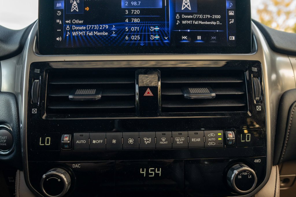 Used 2023 Lexus GX 460 Premium AWD/4WD image 32