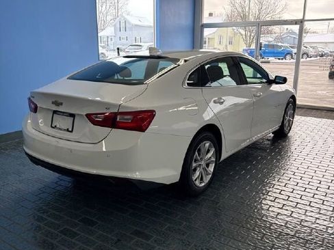 Used 2025 Chevrolet Malibu LT FWD image 5