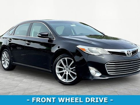 Used 2014 Toyota Avalon XLE Touring FWD image 3