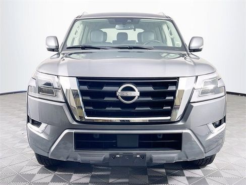 Used 2024 Nissan Armada SV image 3