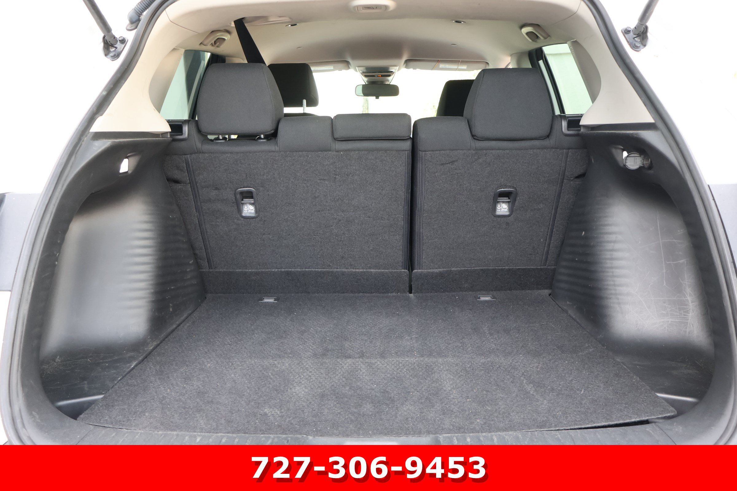 Used 2025 Honda HR-V LX image 17