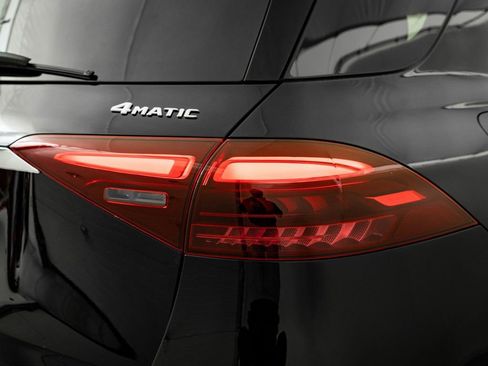 New 2026 Mercedes-Benz GLE 350 4MATIC image 17