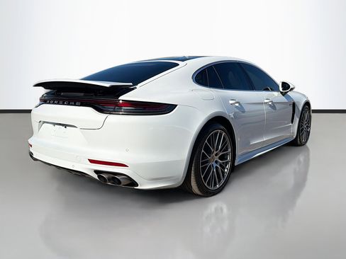 Used 2023 Porsche Panamera 4S w/ Premium Package image 3