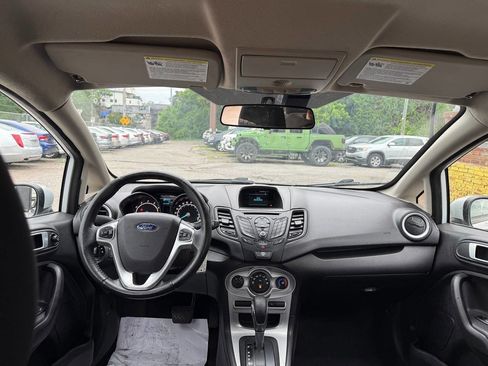 Used 2015 Ford Fiesta SE FWD image 17