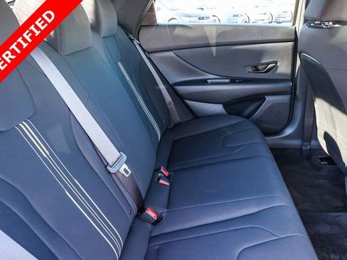 Certified 2025 Hyundai Elantra SEL image 20