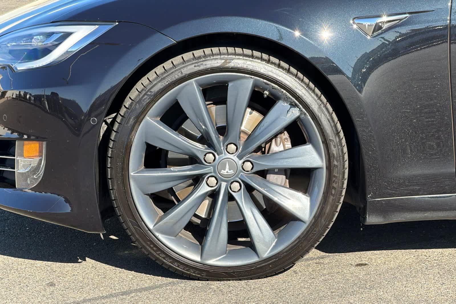 Used 2017 Tesla Model S AWD image 31