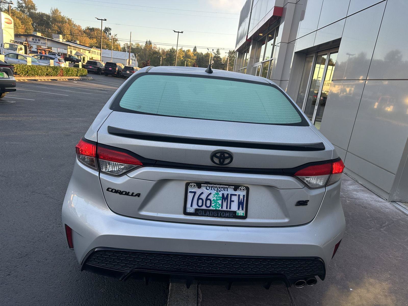 Used 2021 Toyota Corolla SE FWD image 4