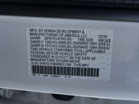 Used 2024 Honda Pilot Elite image 46