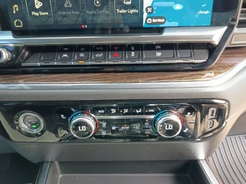 Used 2024 GMC Sierra 1500 Elevation RWD image 4