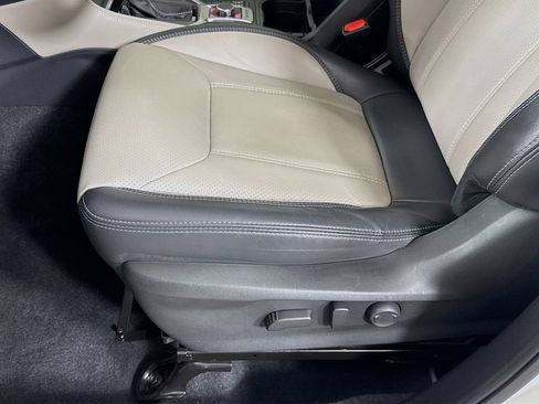 Used 2024 Subaru Forester Limited AWD/4WD image 23