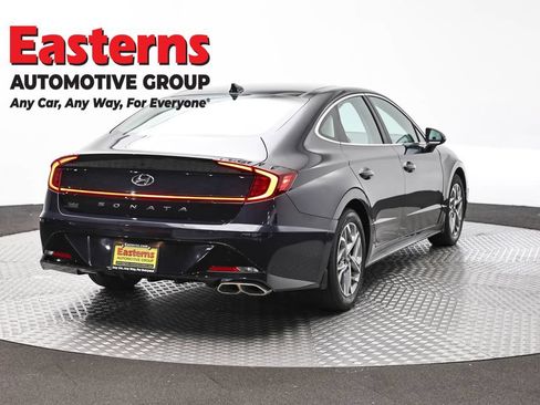 Used 2023 Hyundai Sonata SEL w/ Convenience Package FWD image 5