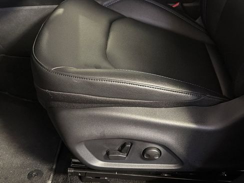 New 2026 Jeep Compass Limited image 11