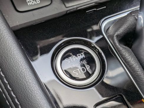 Used 2024 Nissan Kicks SV FWD image 28