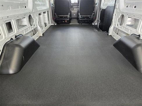 New 2026 Ford Transit 250 Low Roof image 23