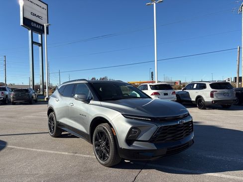 New 2026 Chevrolet Blazer RS image 3