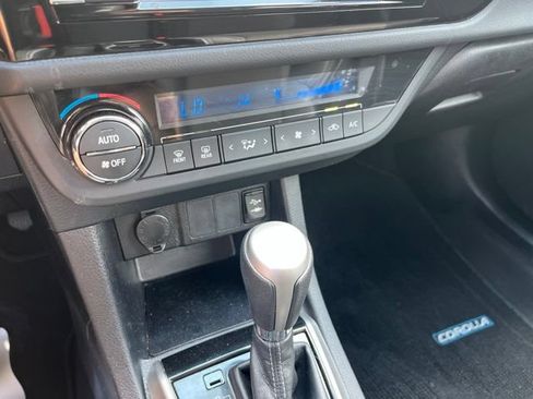 Used 2016 Toyota Corolla S FWD image 13