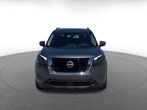 Used 2025 Nissan Pathfinder SV AWD/4WD image 4