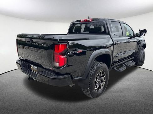 Used 2024 Chevrolet Colorado ZR2 AWD/4WD image 13