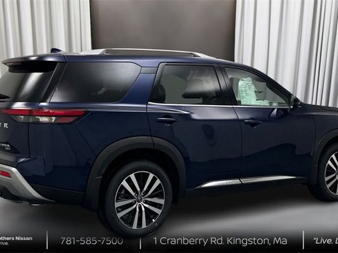 New 2025 Nissan Pathfinder Platinum w/ Cargo Package image 5