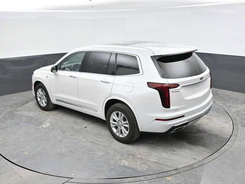 Used 2024 Cadillac XT6 Luxury AWD/4WD image 11