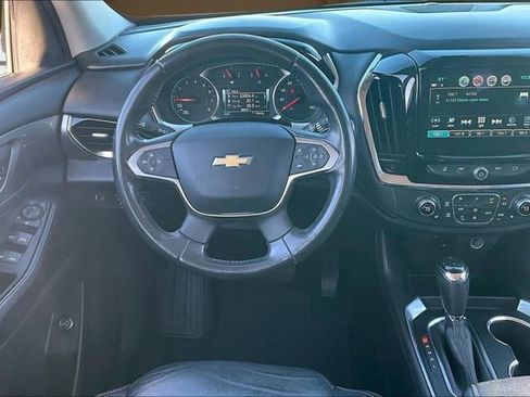 Used 2019 Chevrolet Traverse LT image 5