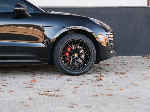 Used 2017 Porsche Macan GTS w/ Premium Package Plus image 13