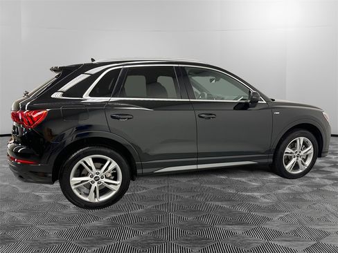 Used 2024 Audi Q3 2.0T Premium Plus image 6