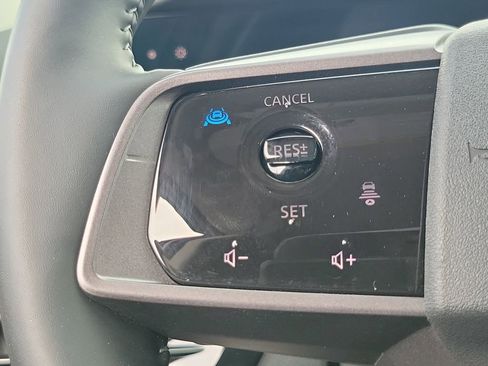 Used 2025 Nissan Murano SV AWD/4WD image 5