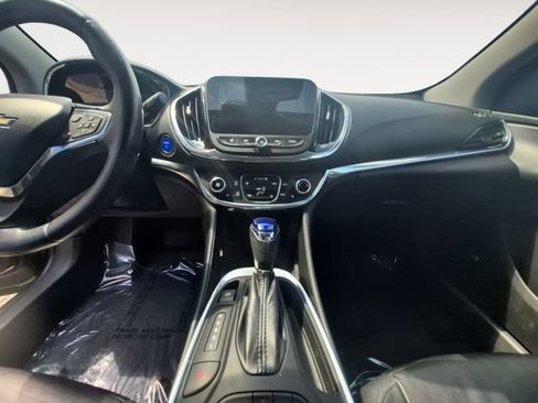 Used 2017 Chevrolet Volt Premier w/ Driver Confidence II Package FWD image 11