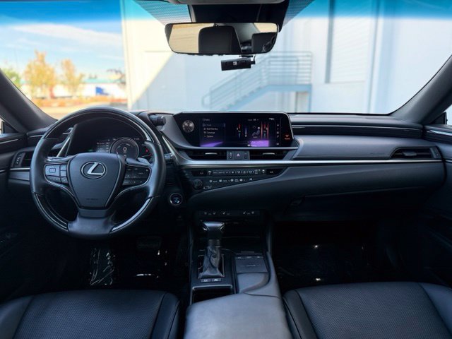Used 2019 Lexus ES 300h w/ Premium Package FWD image 21