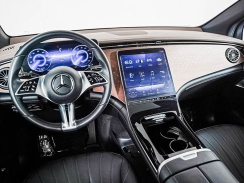 Certified 2023 Mercedes-Benz EQE 500 4MATIC SUV image 17
