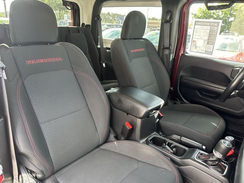 Used 2022 Jeep Wrangler Rubicon AWD/4WD image 13