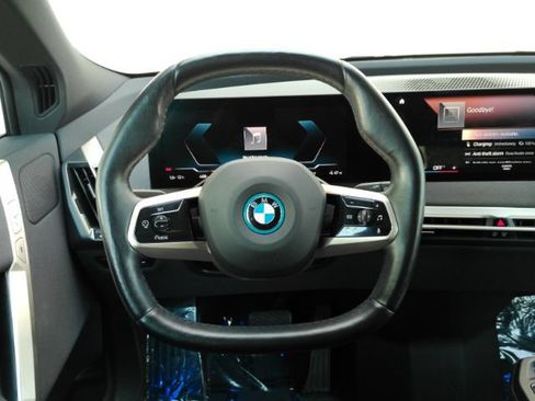 Used 2023 BMW iX xDrive50 AWD/4WD image 38