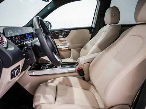 Used 2026 Mercedes-Benz GLB 250 image 17