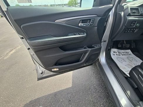 Used 2023 Honda Ridgeline RTL-E image 13