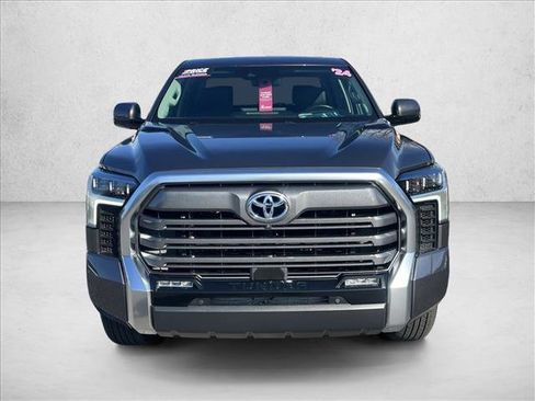Used 2024 Toyota Tundra Limited image 2