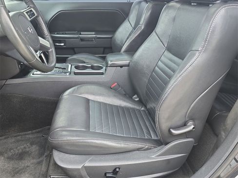 Used 2010 Dodge Challenger R/T image 20