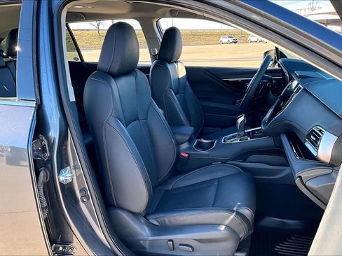 Used 2025 Subaru Outback Touring XT image 9