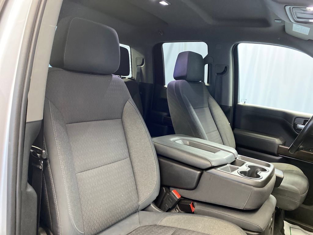 Used 2019 Chevrolet Silverado 1500 RST w/ All-Star Edition AWD/4WD image 38