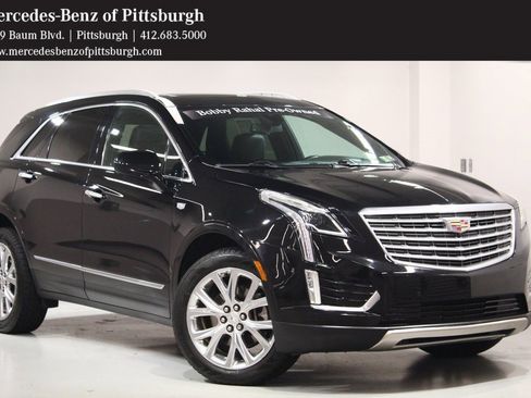 Used 2017 Cadillac XT5 Platinum image 1