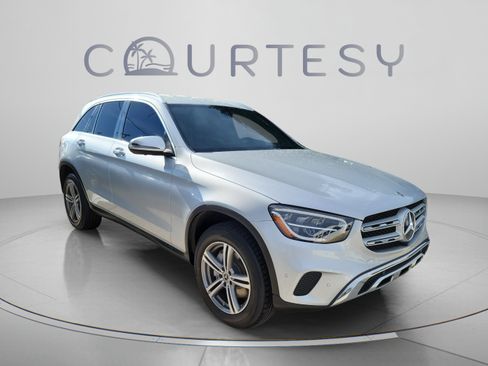 Used 2020 Mercedes-Benz GLC 300 image 5