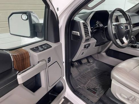 Used 2015 Ford F150 Lariat w/ Equipment Group 502A Luxury AWD/4WD image 10